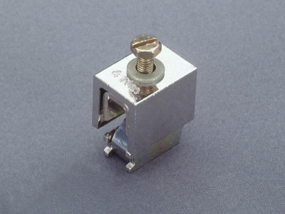 STUD TERMINAL
