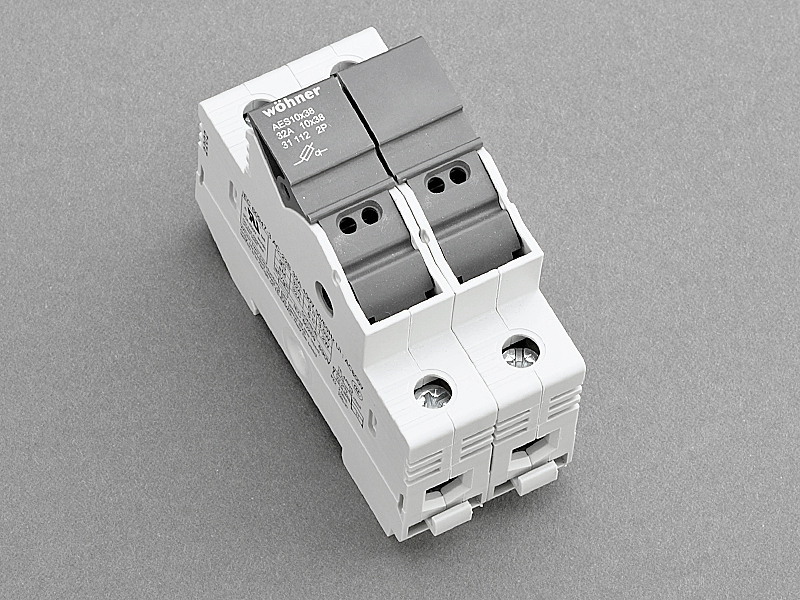 WOHNER 10 X 38 2P